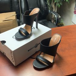 Brand New In Box Aldo Ace Raven Size 6