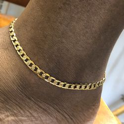 Beautiful 10” long anklet (available in 10” 10.5” 11”) 18k gold filled best quality can be wet in water 💦 no problem guarantee  Shipping Same Day ✅