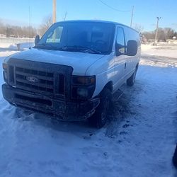 2013 Ford Econoline e350