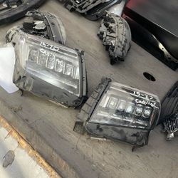 Cadillac 2015 To 2020 Headlight Left And Right