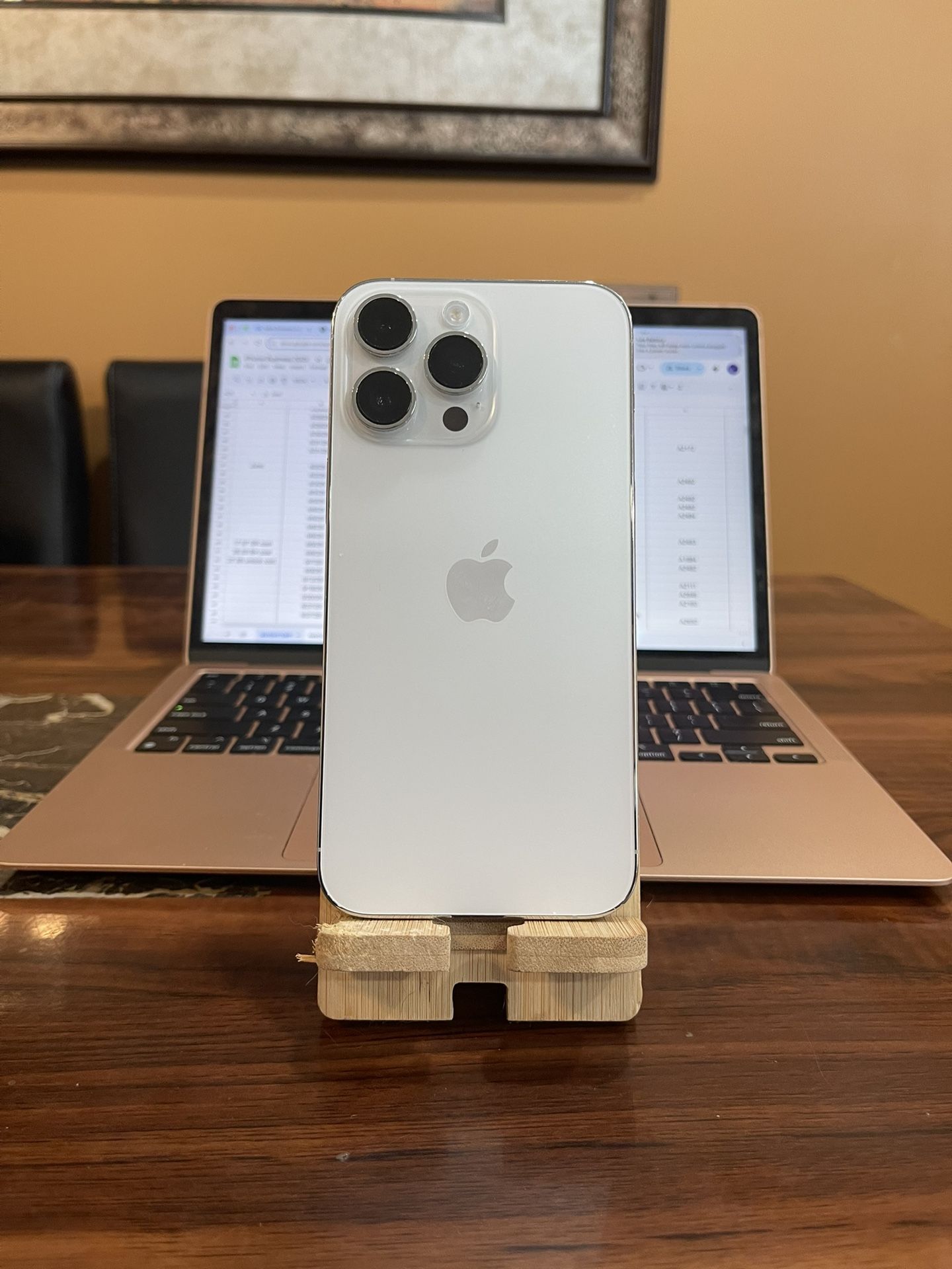 iPhone 14 Pro Max – 128GB – White – T-Mobile Locked – A2651