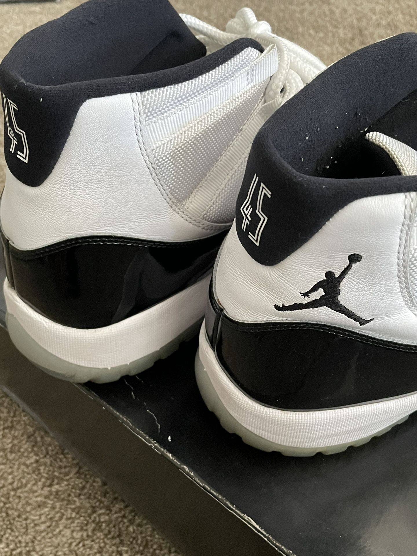 Nike Retro Air Jordan 11 Concord