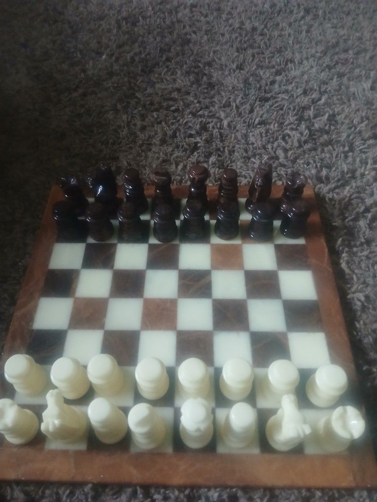 Game Board Chess Set