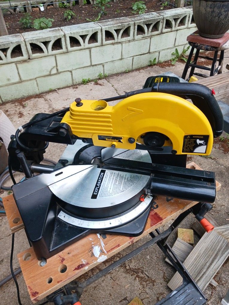Professional Woodworker 10" Compound 255mm Miter Saw