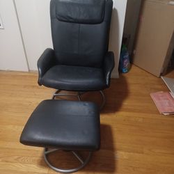 Black Leather Recliner Chair With OTOMAN