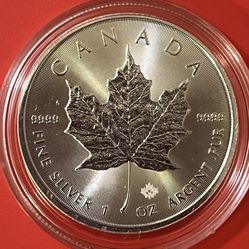 1 Oz Silver 2020 Canadian Maple Leaf $5 .9999 Silver  Coin