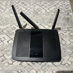Linksys EA7500 V2 Dual-Band Wi-Fi Router (AC1900 MU-Mimo Wireless)