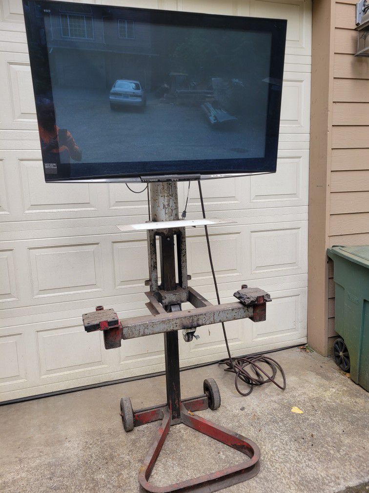 Man Cave TV Stand Or Use As Bumper Jack