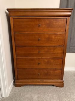 Solid wood bedroom furniture