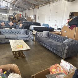 Beautiful living room set New only Living room set Does not include Table $1200