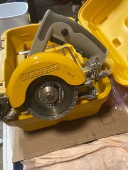 Tile cutter