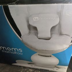 Mamaroo Awesome Condition, Make An Offer! 