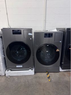 Samsung Washer Dryer Combo WD90F53AVSUS - New Open Box $1450