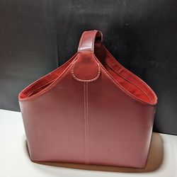 Classic Wine-Red Faux Leather Tote Bag with Adjustable Buckle Strap

