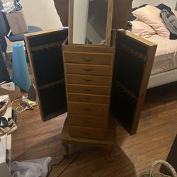 Jewelry Chest 