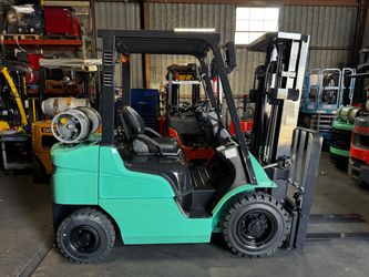 ALL TERRAIN MITSUBISHI PROPANE FORKLIFT