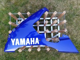 04-06 Yamaha R1 OEM Left Lower Fairing