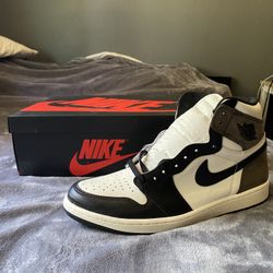 Air Jordan 1 “Mochas” Size 12 