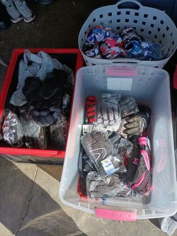 Snow Gloves Small Kids 5.00 Each Adults Snow Gloves 10.00 Each 