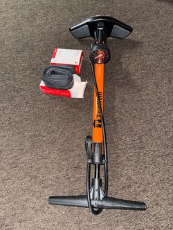 Bike pump