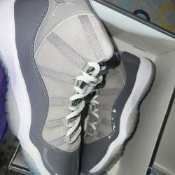 Cool Grey 11 Size 7y