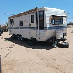 Komfort RV TRAILER 