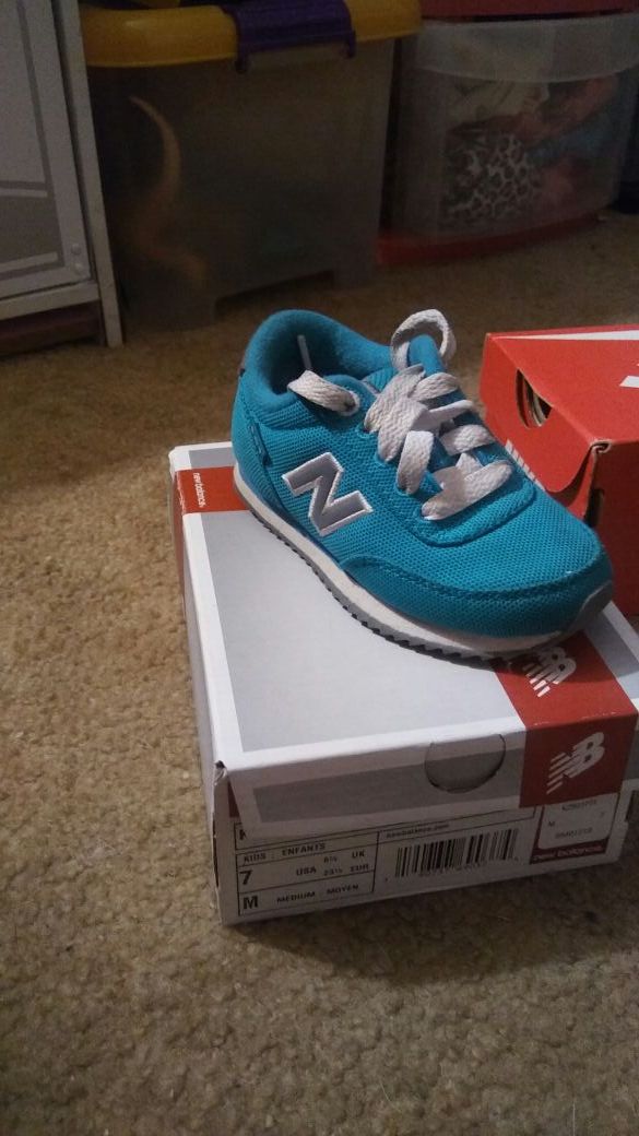 New Balance Sz 7y