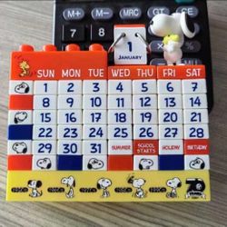 Sanrio characters & Snoopy perpetual educational block calendar