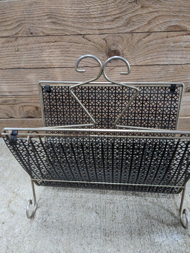 Magazine Rack
