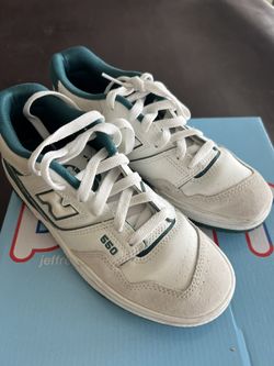 New Balance 550