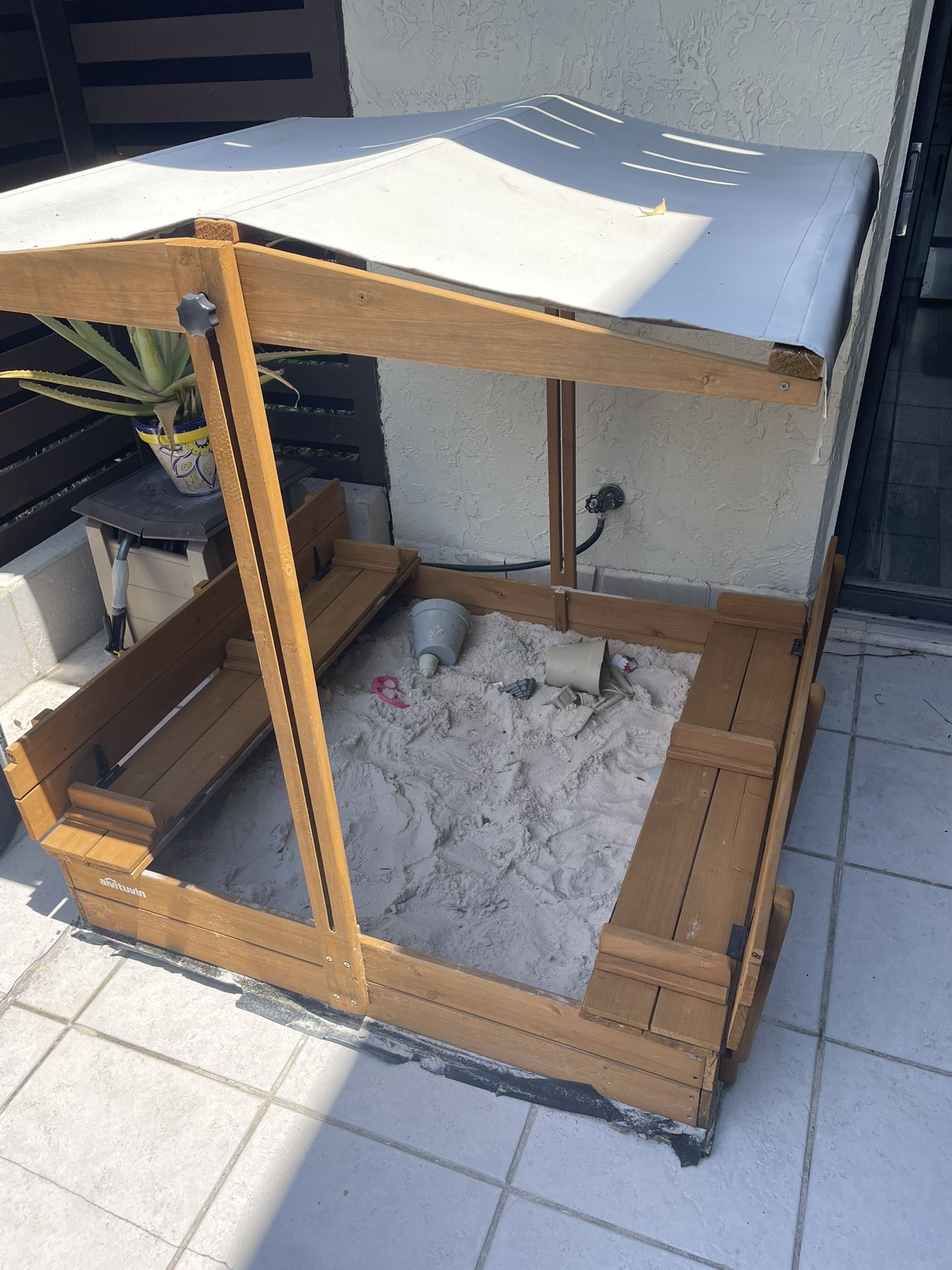 Kids Sand Box