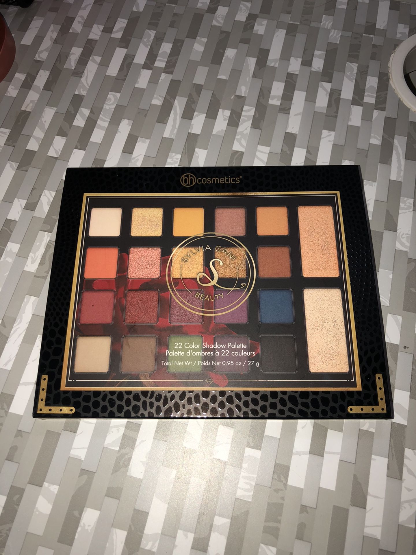 Bh cosmetics pallet