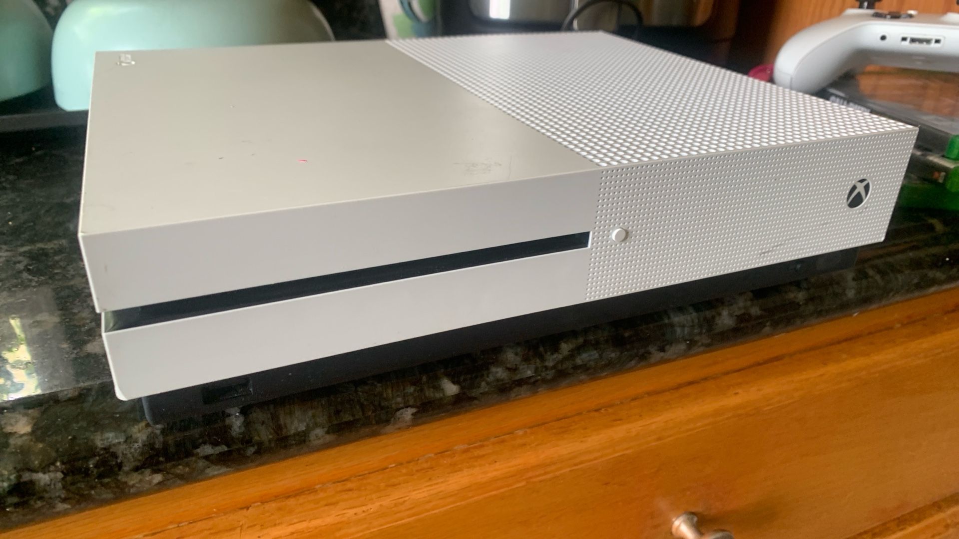 Xbox One With Controller