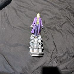 1/10 12in Iron Studios The Dark Knight Joker Heath Ledger 