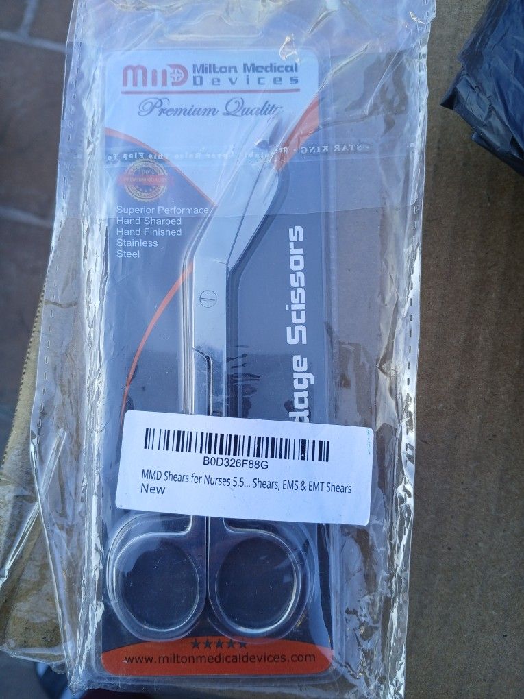 New Bandage Scissors