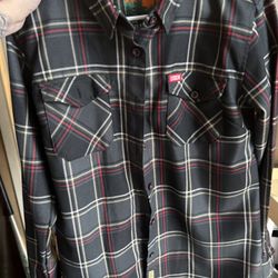 Dixon flannel Women’s Sz Large