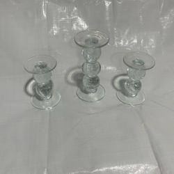 Set a three candle holders