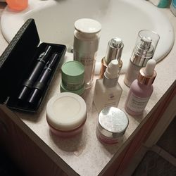 Alot Brand New Anti Age Creams Seriums Etc 10 Each More Buy More Deals I Give U ..look My Post Alot Item