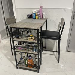 Small Dinning Table/breakfast Bar 