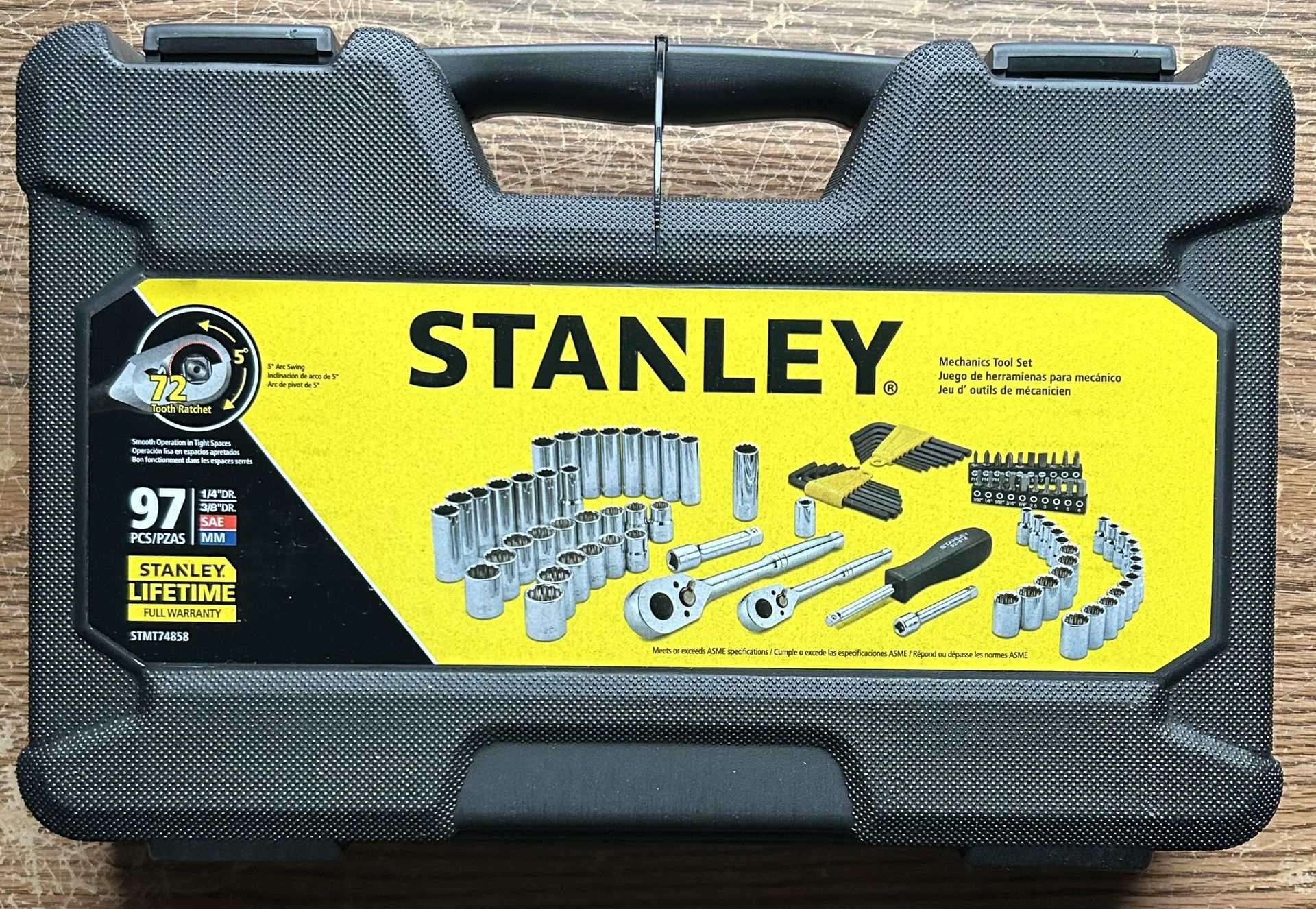 Stanley 97 pc Mechanic's Tool Set