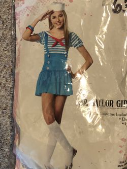 Sailor Girl Halloween Costume in excellent condition. Incl dress and hat. Size Jr. small/medium