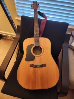 Left Handed Acoustic Guitar with Case & Accessories