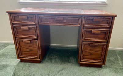 Solid Wood Vintage Desk – Great Condition, Beautiful Details