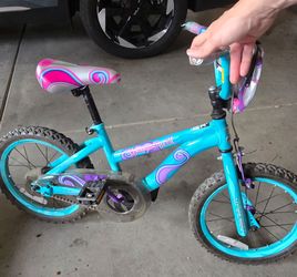 Girls bike 4-8 years old size