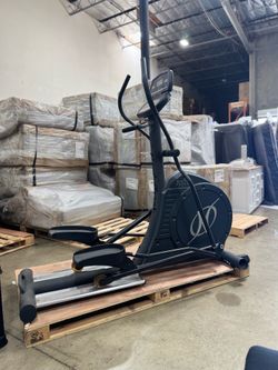 Nordic Track Elite 1300 Front Drive Elliptical Trainer $100