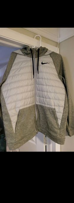 Nike Drifit Hoodie Coats Paid $200 PC Selling 40 PC 