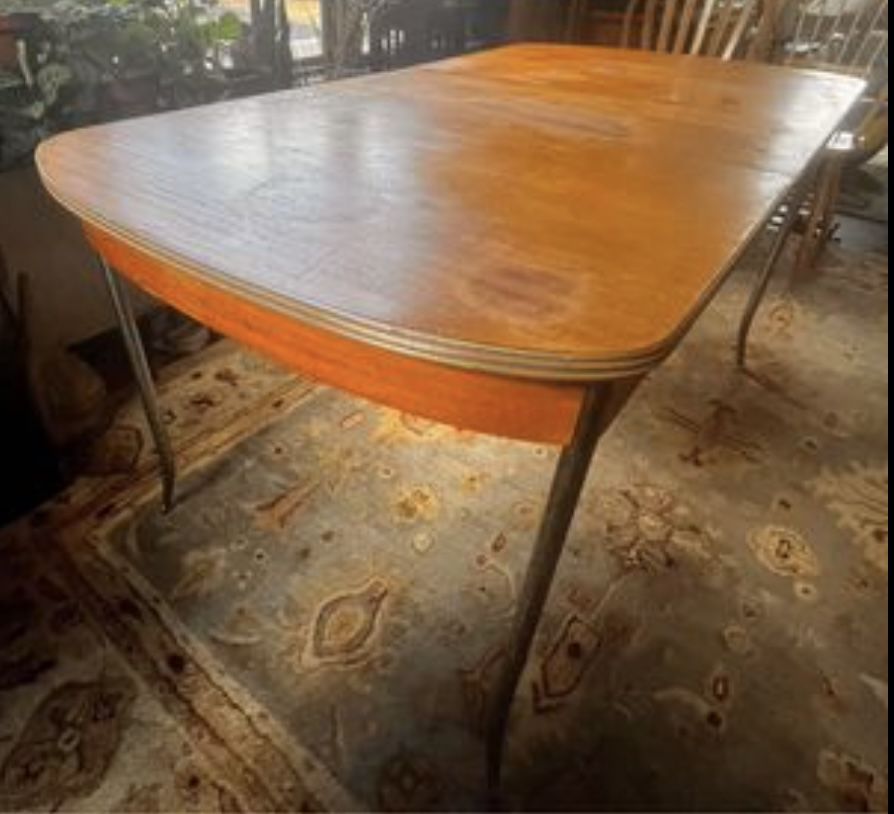 Deco Style Kitchen Table w/Leaf