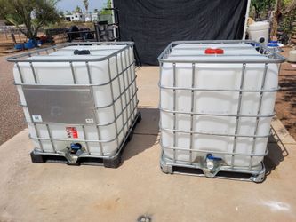 Water storage tanks