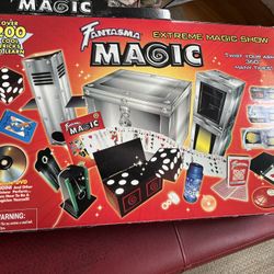 Fantasma Magic w/ how to DVDs , booklets plus shoe’t, cash cards, AS pictured