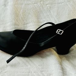 Women’s Black Leather Character Shoes